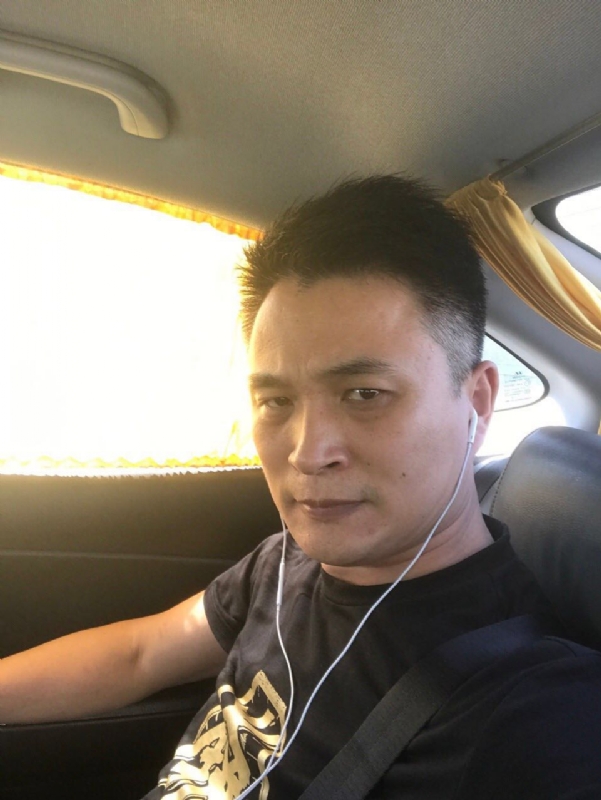 罗的第二张照片--新界闪婚服务中心