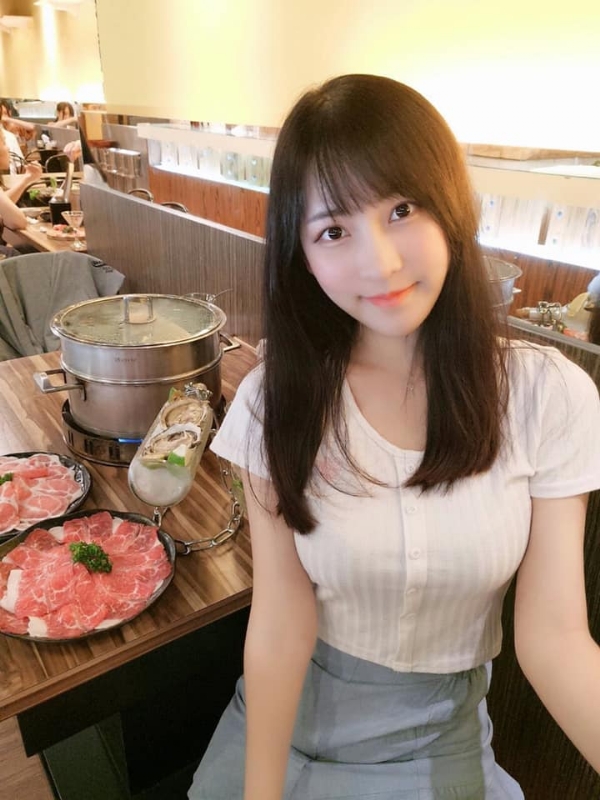 佳欣的第一张照片--新界闪婚服务中心