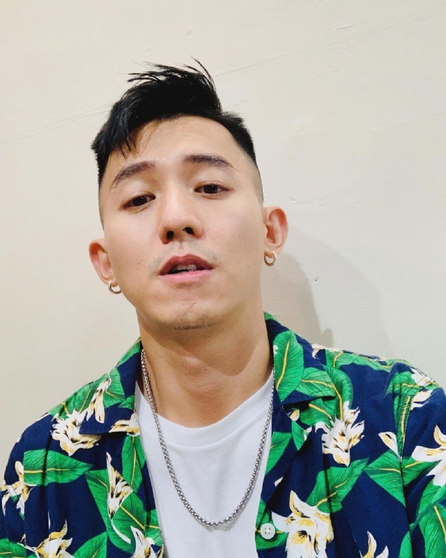 张智宸的第一张照片--新界闪婚服务中心